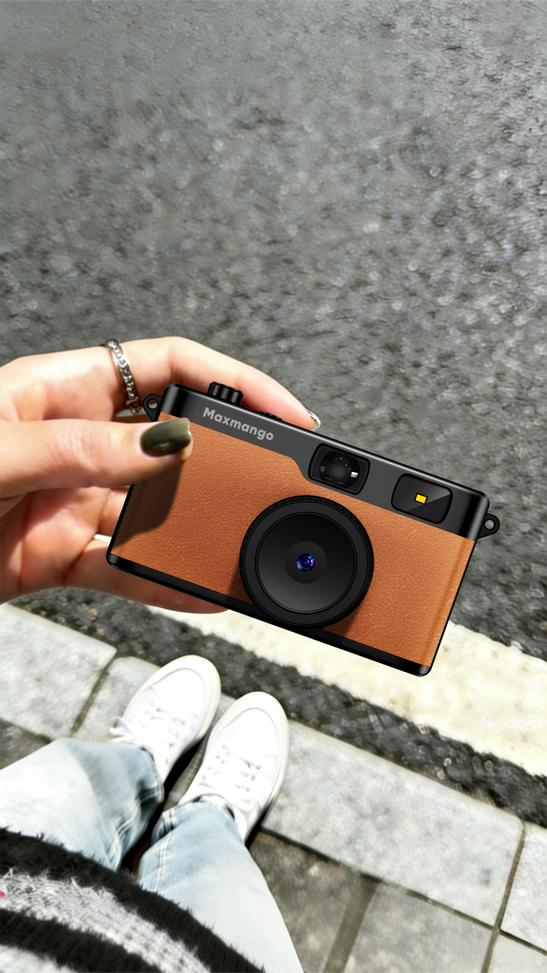 Maxamngo Retro Screenless Digital Camera