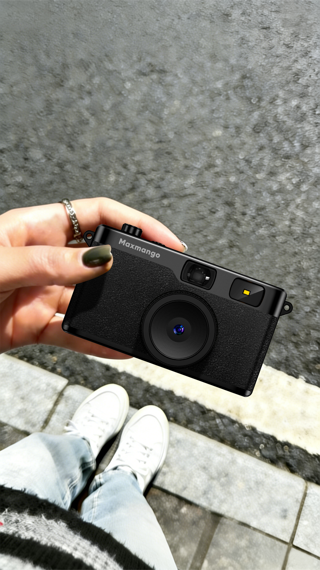 Maxamngo Retro Screenless Digital Camera